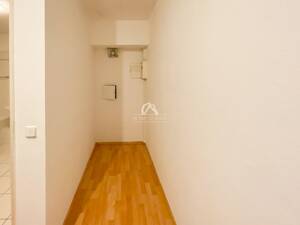 PRAKTISCH & SONNIG | 2-ZIMMER-WOHNUNG | AUFZUG & WINTERGARTEN| SAMARITERKIEZ | PROVISIONSFREI | – 10247 Berlin – Vorschaubild 7