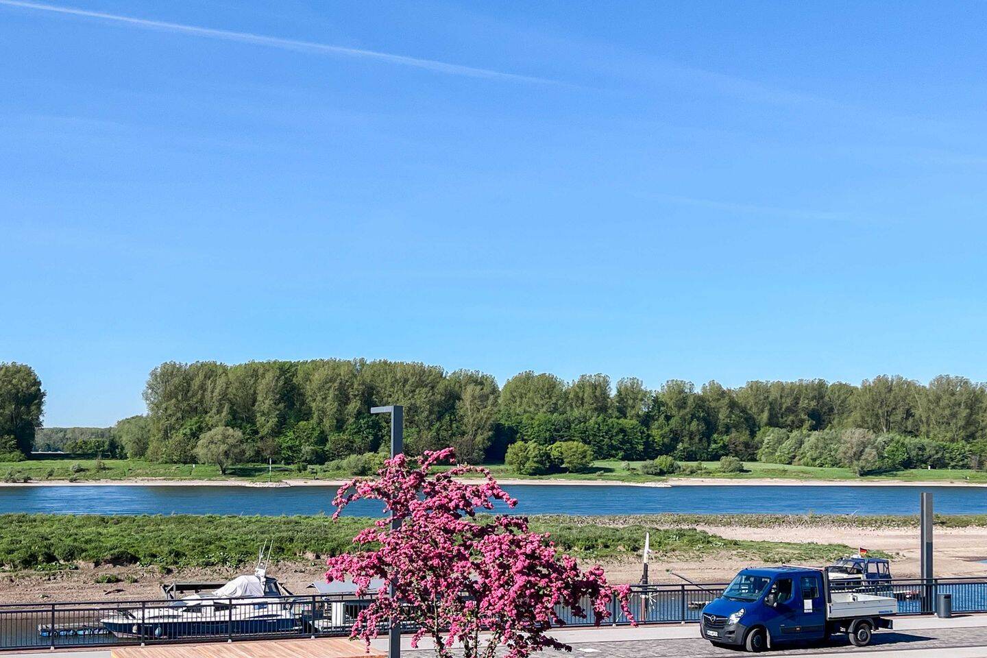 Denkmalgeschützte Immobilie mit Geschichte und Rheinblick in Leverkusen-Hitdorf – Leverkusen – Vorschaubild 2