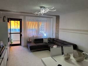 Sanierte 3-Zimmer-Wohnung mit 2 Balkonen in Fürth-Ronhof – 90765 Fürth – Vorschaubild 2