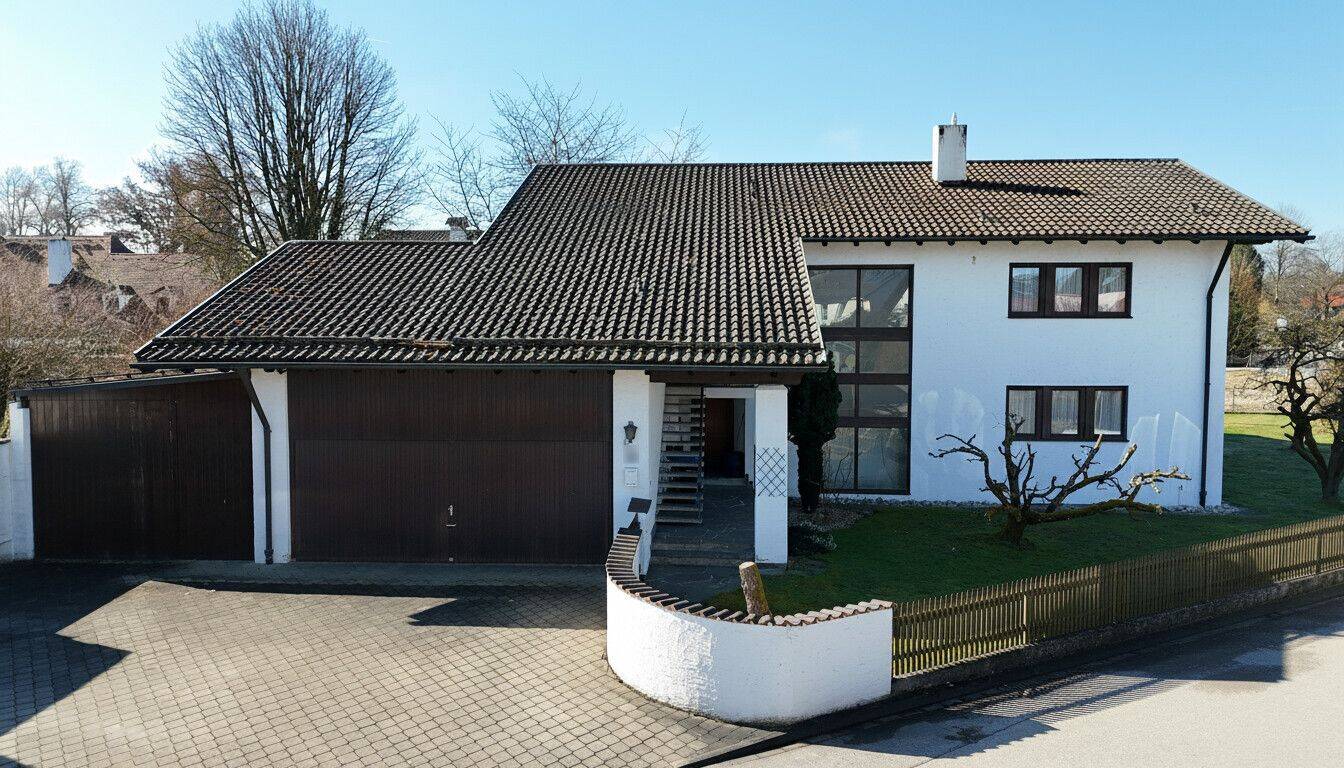 Bestlage Innschleife: Exquisites Domizil mit Einliegerwohnung und beeindruckender Großzügigkeit – Mühldorf am Inn – Vorschaubild 7