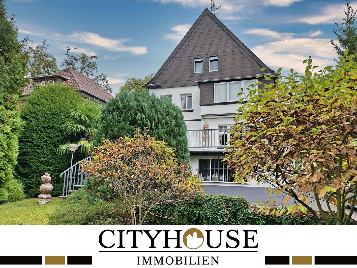 CITYHOUSE: Charmante Villa mit Potential und Geschichte in bevorzugter Lage mit großem Grundstück