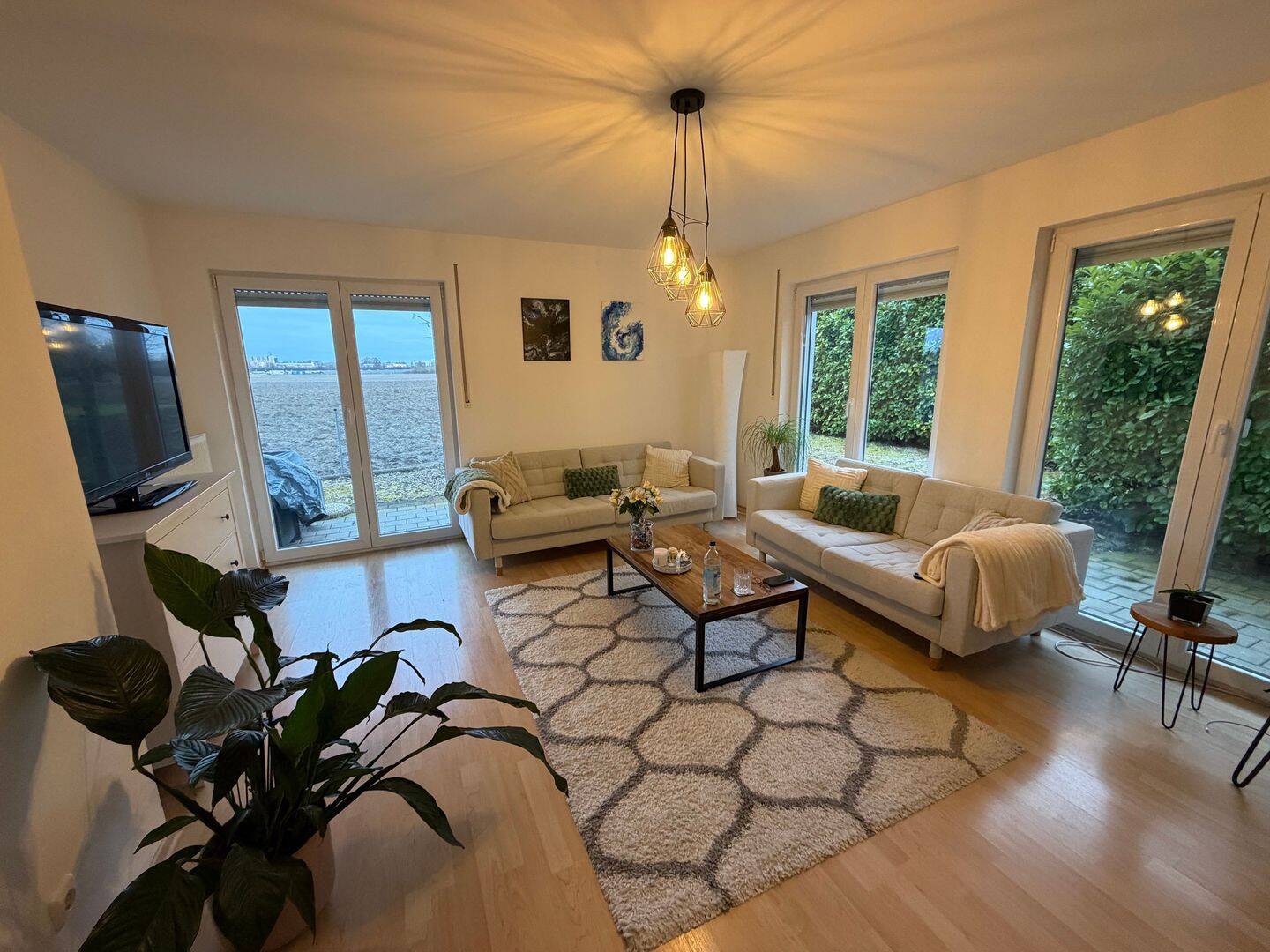 Schöne, helle EG-Wohnung mit Garten IN/Kothau