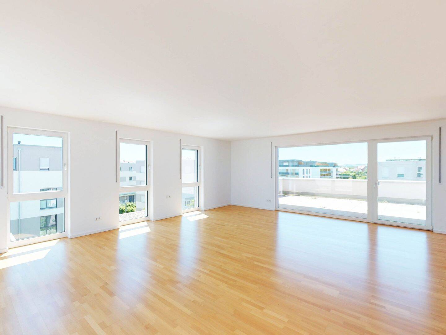 Exklusive 3-Zimmer Wohnung mit zwei Dachterrassen – Heilbronn – Vorschaubild 2