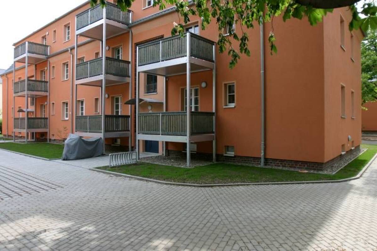Schick sanierte 3-Zimmer-Wohnung mit Balkon. – 1217 Dresden – Bild 1 von 1