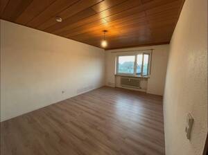 Zimmerwohnung mit 95qm in Amberg-Fuchsstein – 92224 Amberg – Vorschaubild 3