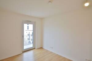 Lichtdurchflutete 3-Zimmer-Wohnung in zentraler Lage – 70191 Stuttgart – Vorschaubild 2