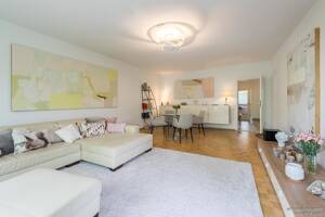 Welc(H)ome® by RIDA LUXURY FLATS - Südstadt! All in plus! Top Lage + Designerwohnung + Garage – 50677 Köln – Vorschaubild 3