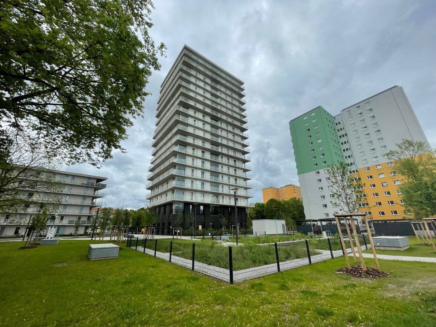 Modern wohnen: Tiefgarage, EBK und ein großer Balkon! – Erlangen – Vorschaubild 9