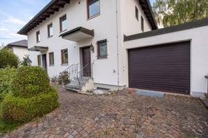 Zweifamilienhaus mit Wintergarten und sonnigem Südgarten in ruhiger Wohnlage von München-Aubing – 81245 München – Vorschaubild 4