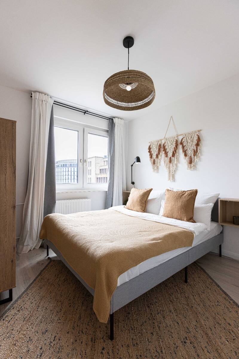 MITTE: LUXUS NEUBAU-WHG: 3-Zimmer - 55 m² - 7. Etage - voll möbliert + LEER per SOFORT zu VERKAUFEN – Berlin – Vorschaubild 3