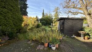 METZ IMMOBILIEN - Charmante Doppelhaushälfte mit großem Garten und Ausbaupotenzial – 60488 Frankfurt am Main – Vorschaubild 4