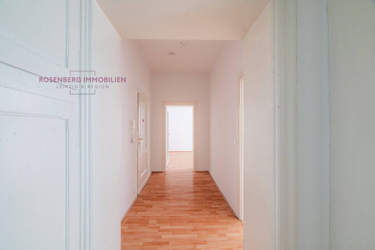 Bezugsfreie 2-Raum-Wohnung: Berliner Altbauflair mit Aufzug in Friedrichshain – Berlin – Vorschaubild 3
