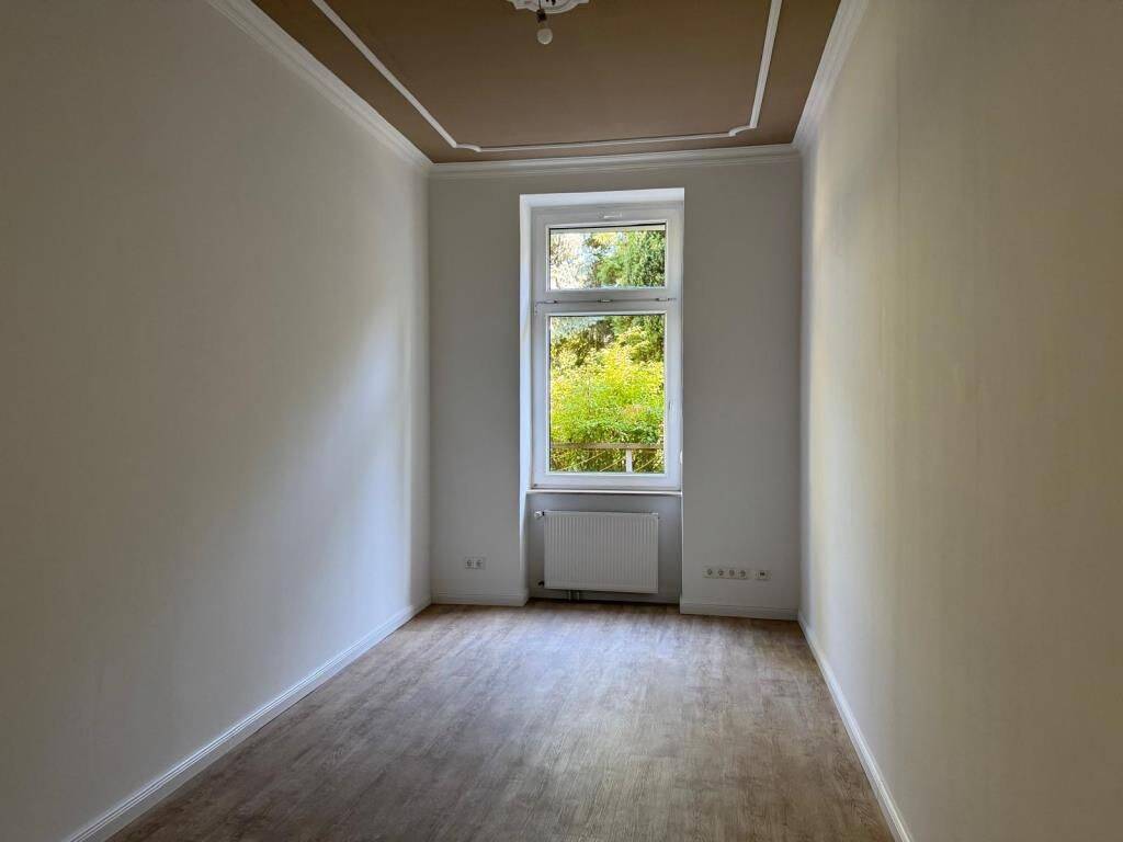 Charmante 3-Raum-Wohnung mit tollem Grundriss und Altbaucharme – Erfurt – Vorschaubild 3