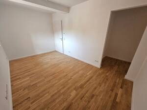 Wohnen im Denkmal - 2 Zimmer, Balkon, Parkett, Bad mit Dusche, HWR, Stellplatz, optional mit EBK – 39124 Magdeburg – Vorschaubild 7