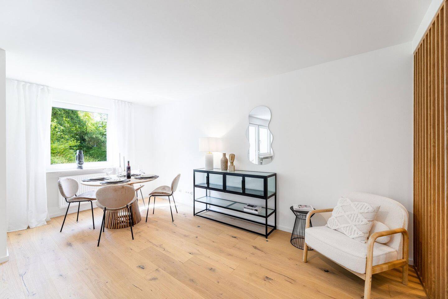 Exklusive 2-Zi.-Wohnung mit Balkon und Einbauküche- Erstbezug nach umfassender Modernisierung – Nürnberg – Vorschaubild 8