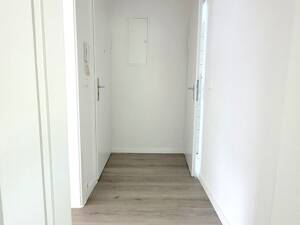 Klein, modern, frisch renoviert ideal für Singles – 47138 Duisburg – Vorschaubild 2