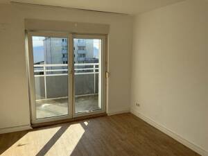 Schöne 3-Zimmer-Wohnung in zentraler Lage ! – 67059 Ludwigshafen am Rhein – Vorschaubild 4
