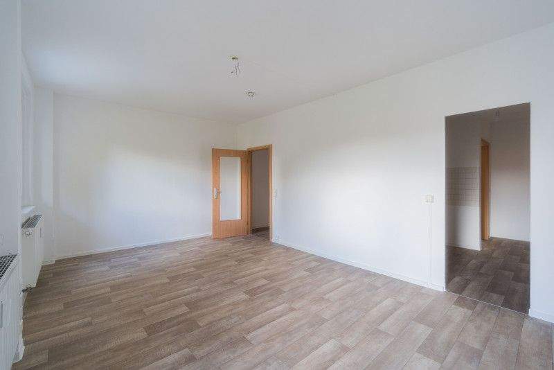 3-Raum-Wohnung mit Balkon auf dem südlichen Sonnenberg – Chemnitz – Vorschaubild 3