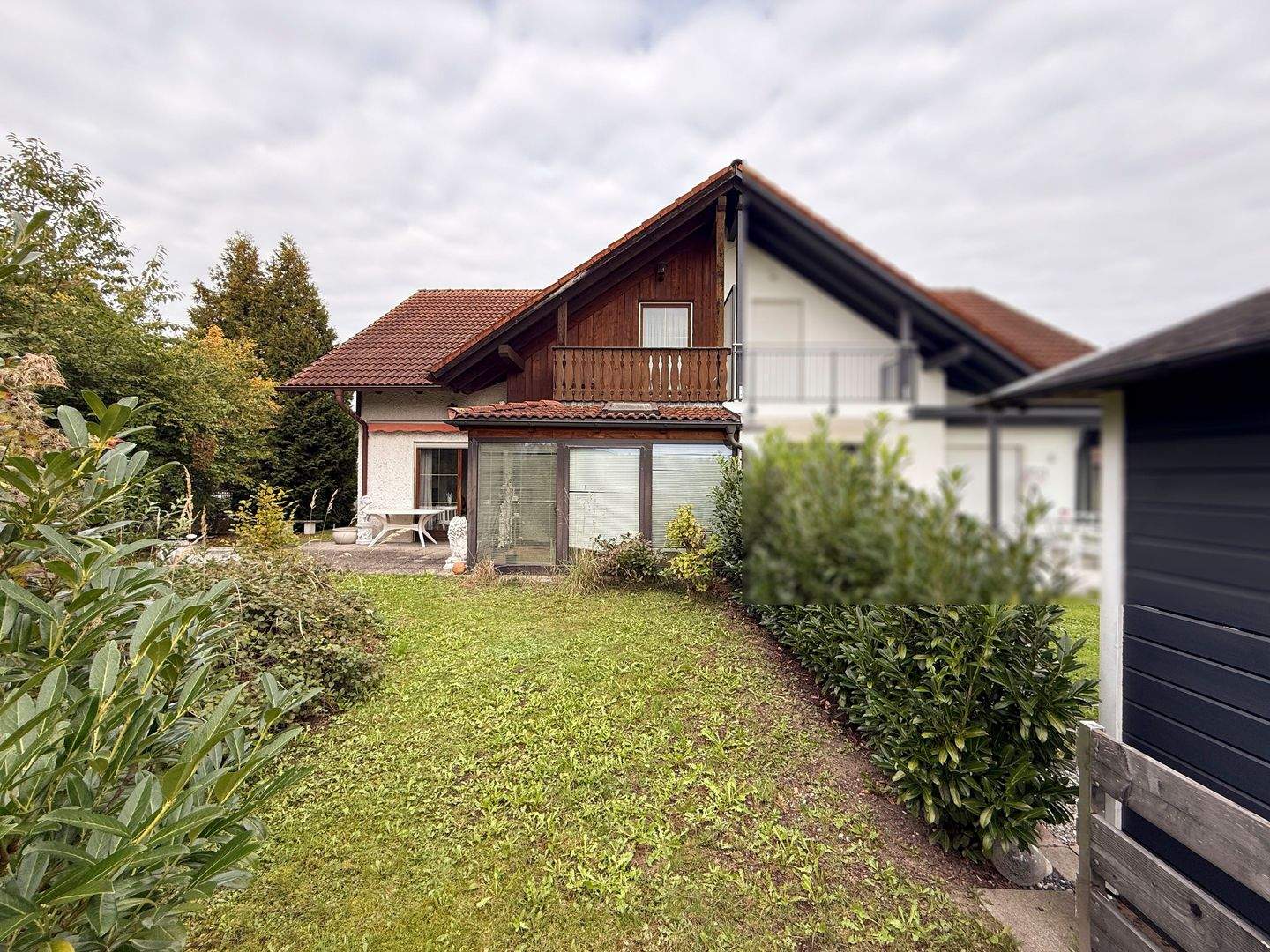 Doppelhaushälfte in ruhiger und familienfreundlicher Lage von Emmerting – Emmerting – Bild 1 von 7