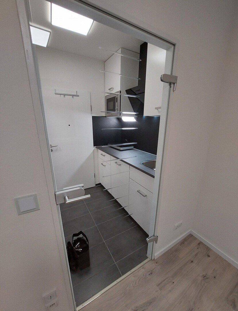 Sonniges möbliertes 1-Zi.-Appartement Nähe Uni – Regensburg – Vorschaubild 8