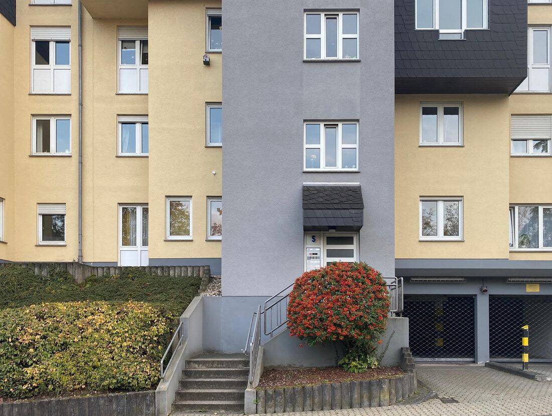 Trier Bernhardstraße | 2 ZKB | Erstbezug nach Sanierung | Neues Bad & neue Küche | Neue Bodenbeläge I TG-Stellplatz | Aufzug | Abstellraum