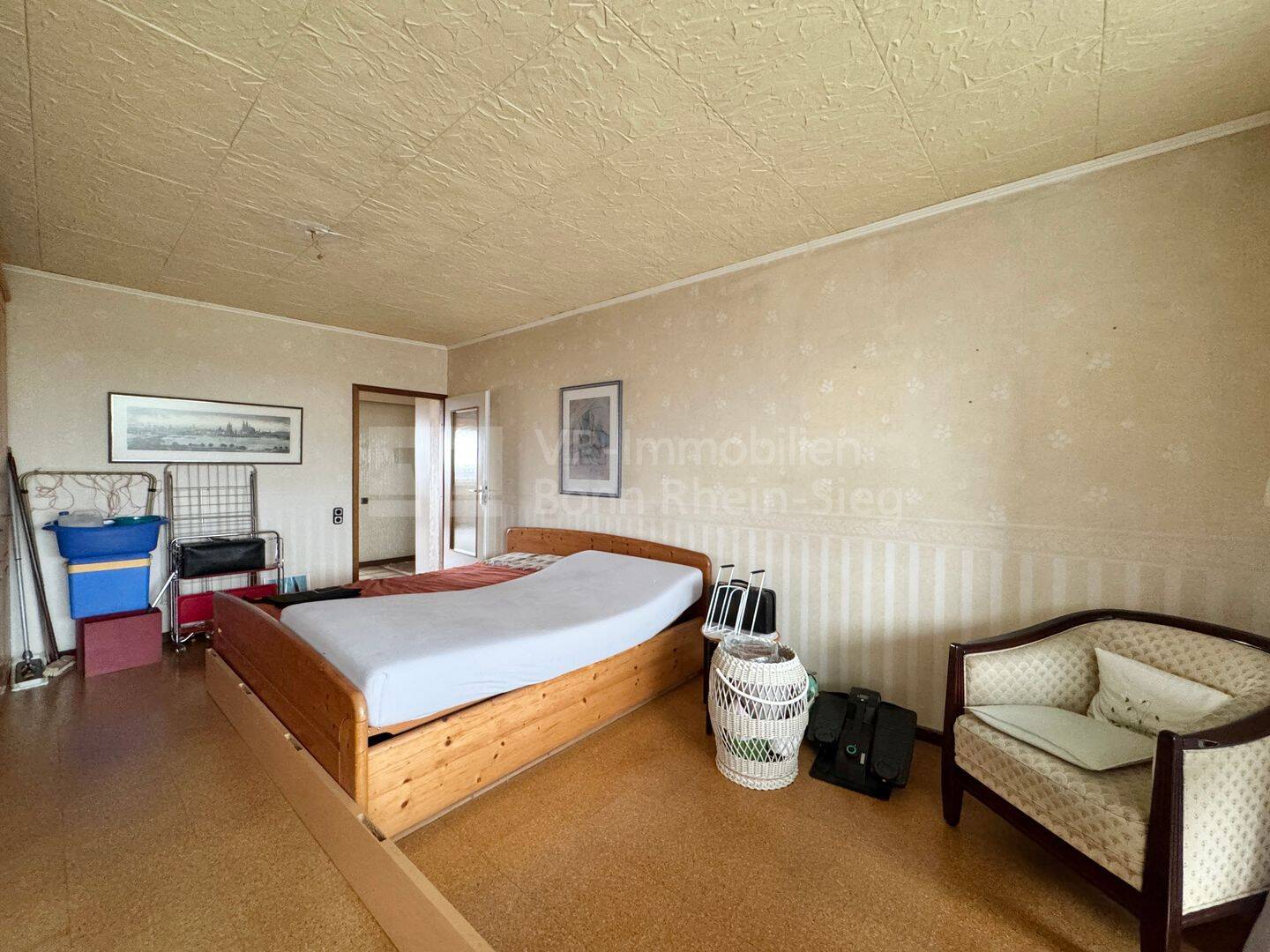 Wohnen im 7. Stock: 3-Zimmer-Wohnung mit Aufzug und Weitblick! – Köln – Vorschaubild 3