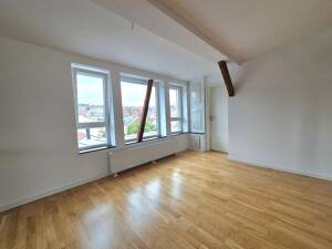 neuwertige Penthouse Wohnung mitten im Westen, Blick über Stuttgart – 70176 Stuttgart – Vorschaubild 5