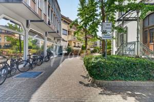 Urbanes Wohnen in bevorzugter Stadtlage - 3-Zi-Whg an der Johanneskirche - zentral + ruhig + sonnig – 79100 Freiburg im Breisgau – Vorschaubild 2