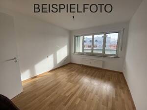 Kernsanierte 2-Zimmer-Wohnung mit Einbauküche und Wintergarten – 81241 München – Vorschaubild 2
