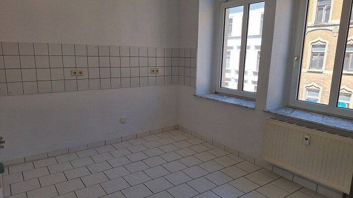 großzügige 3 Raumwohnung mit Balkon und Schlafzimmer hofseitig – Chemnitz – Vorschaubild 9