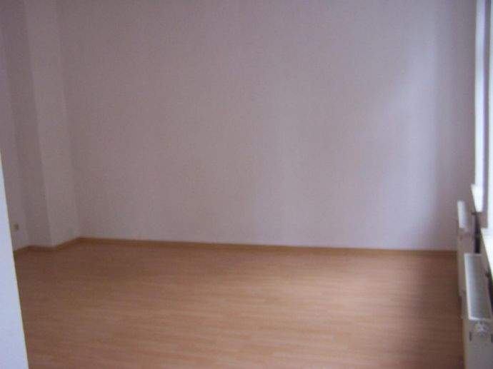 ***schöne 3 Raum Wohnung im 2. OG mit Aufzug*** – Chemnitz – Vorschaubild 5
