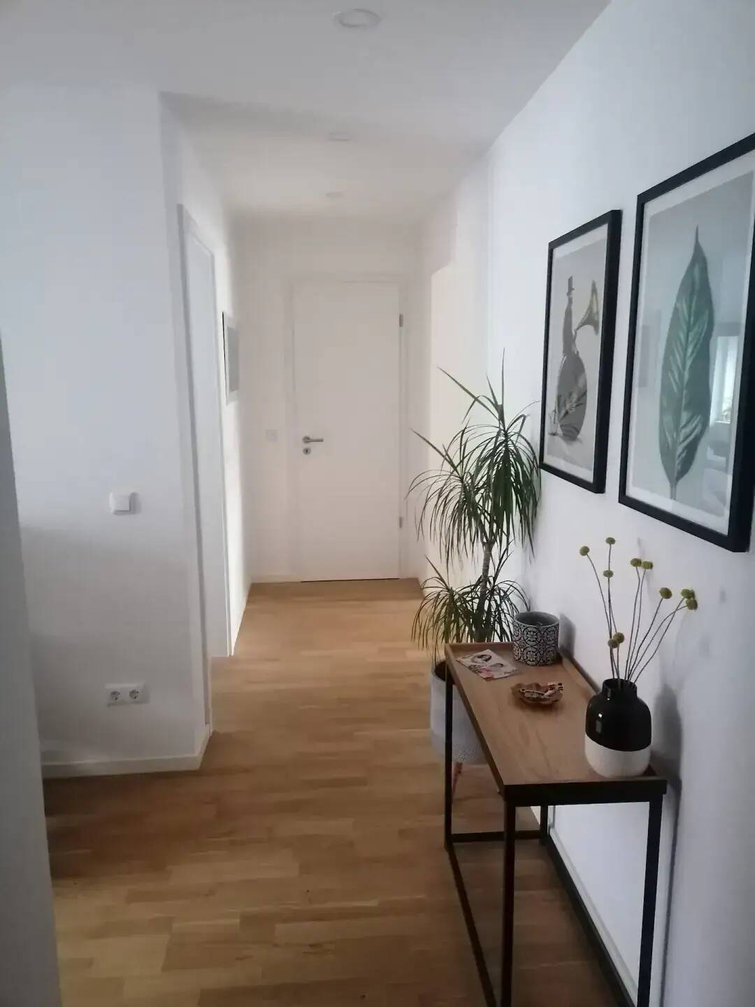 Nürnberg Lorenzer Altstadt: top 2-Zimmerwohnung in 2020 hochwertig saniert; Balkon; Einbauküche, Parkettboden, u.v.m.; zum 01.06.2026 verfügbar – Nürnberg – Vorschaubild 7