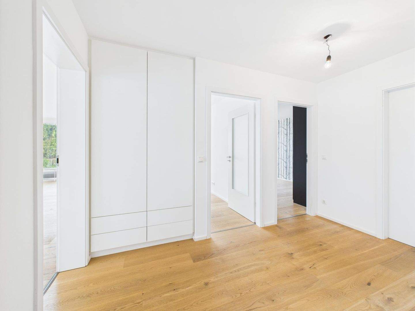 Exklusive 3-Zi-Wohnung mit Panoramaterrasse - urbanes Wohnen nahe der Regensburger Altstadt! – Regensburg – Vorschaubild 3