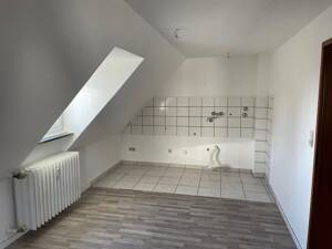 Mitten in Altenbochum - freundliche 3 Zimmer DG-Wohnung in ruhiger Lage mit eigenem Park – 44803 Bochum – Vorschaubild 7