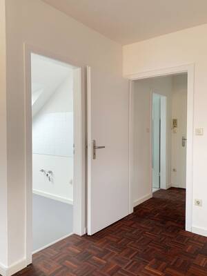 1-Zimmer-Dachgeschosswohnung - Top Lage – Musikerviertel – 33604 Bielefeld – Vorschaubild 5