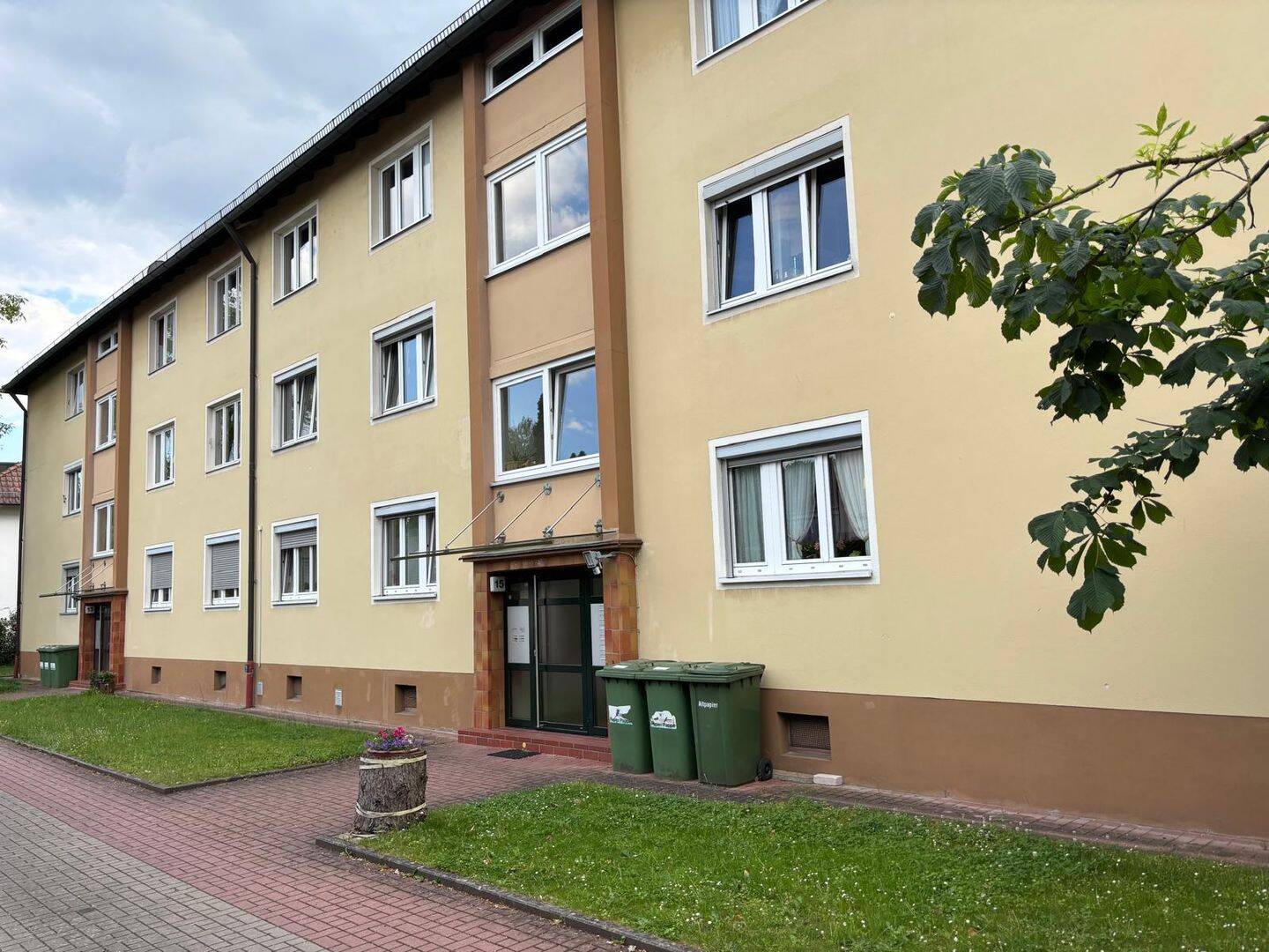 Helle und ruhige 3 Zimmer Wohnung, ohne Provision – Feucht – Vorschaubild 2