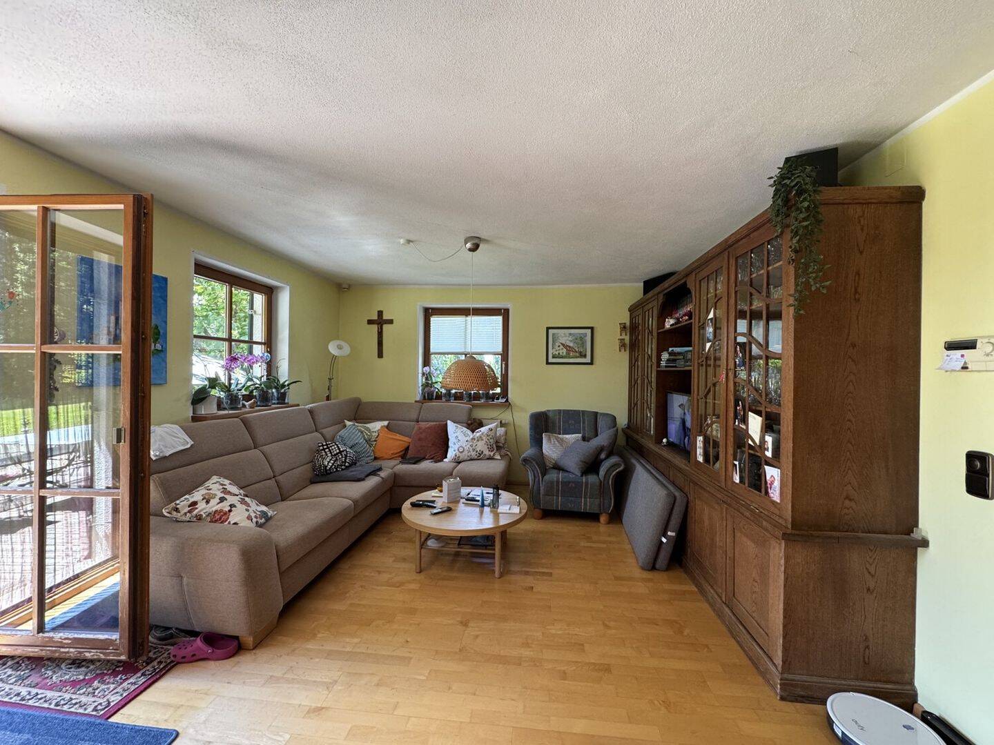 Idyllisch gelegenes Einfamilienhaus, mit großem Grundstück und vielfältigen Nutzungsmöglichkeiten – Wilburgstetten – Vorschaubild 3