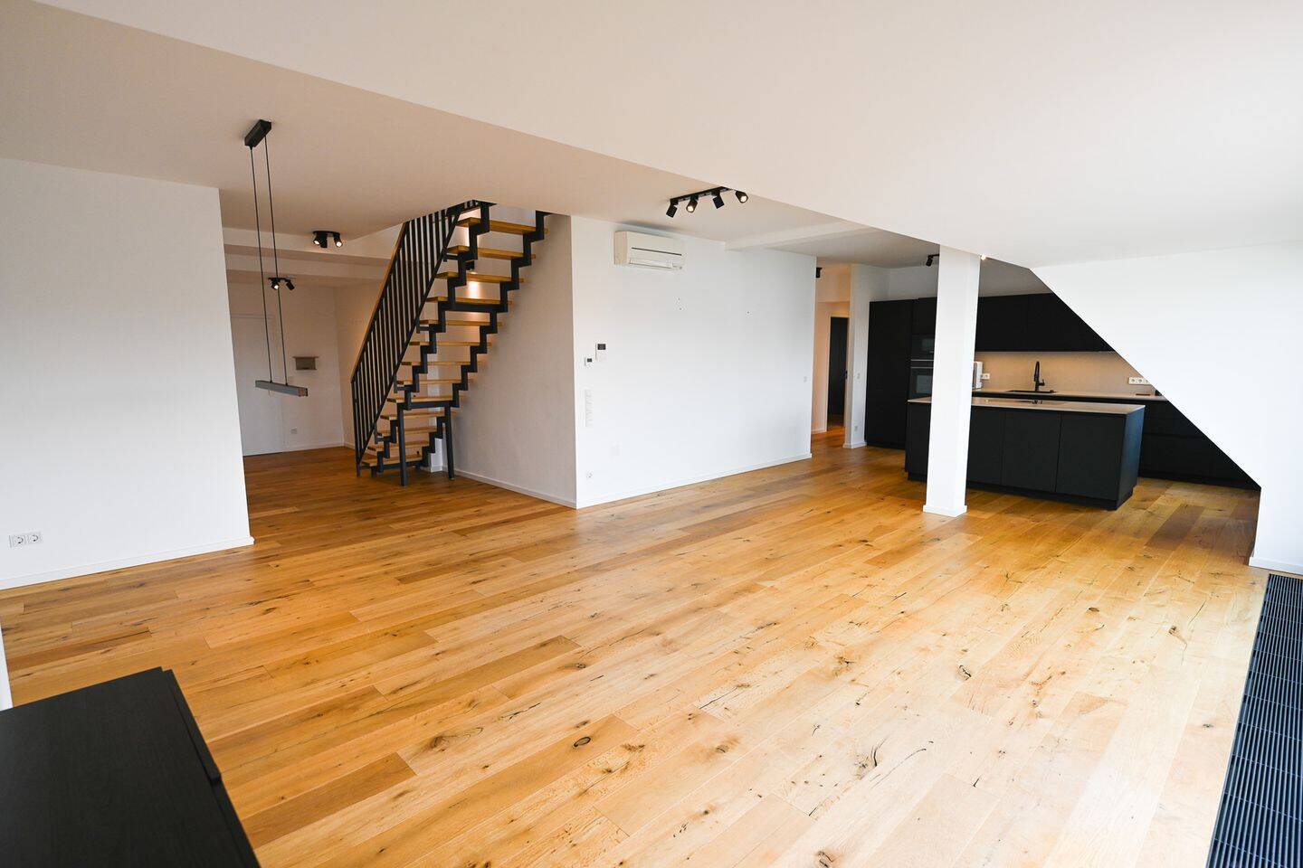 Wohnresidenz über zwei Etagen mit Rheinblick - in ruhiger Wohngegend – Wiesbaden – Vorschaubild 9