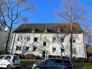 Mitten in Altenbochum - freundliche 3 Zimmer DG-Wohnung in ruhiger Lage mit eigenem Park – 44803 Bochum – Vorschaubild 9