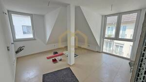 Vollsaniertes Mehrfamilienhaus 2026 mit 8 WE. Wärmepumpe + PV-Anlage in Top Lage zum Faktor 17,8 – 28199 Bremen – Vorschaubild 5