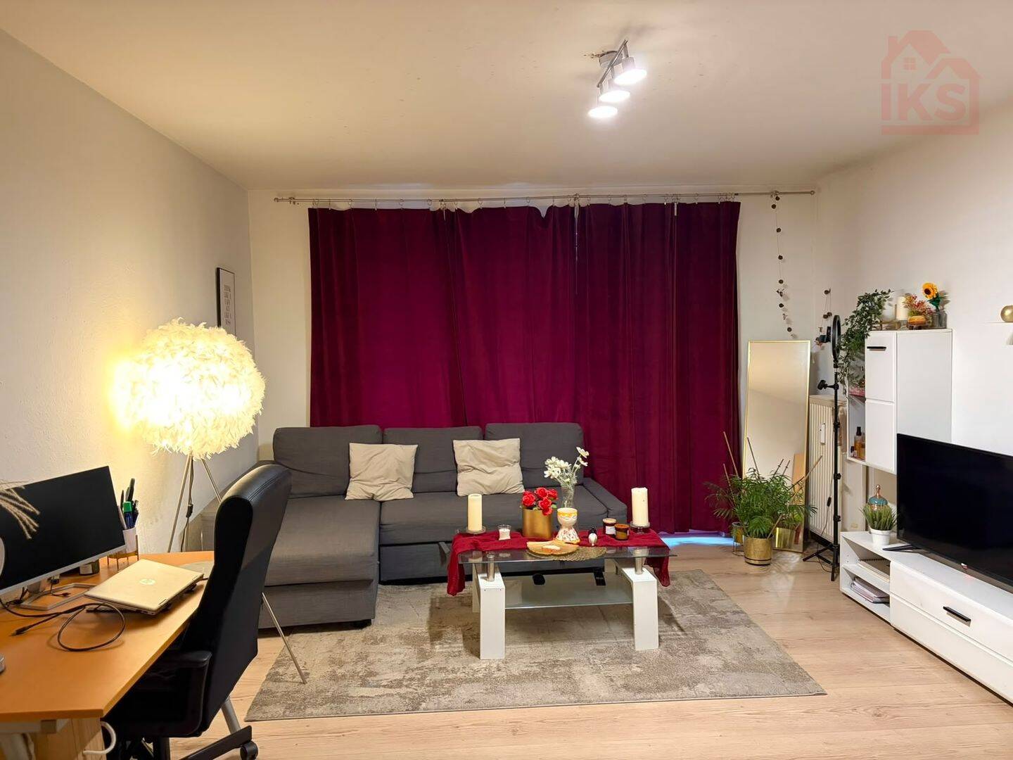 Schönes möbliertes1Zimmer Apartment mit Balkon In Saarbrücken-Sankt Johann zu vermieten. – Saarbrücken – Vorschaubild 2