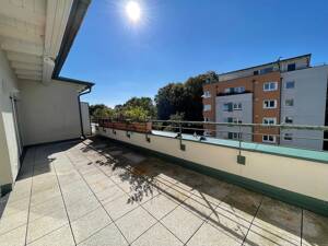 Rarität: Exklusive 3,5 Zimmer-Penthouse-Wohnung mit traumhaftem Ausblick – 93053 Regensburg – Vorschaubild 6