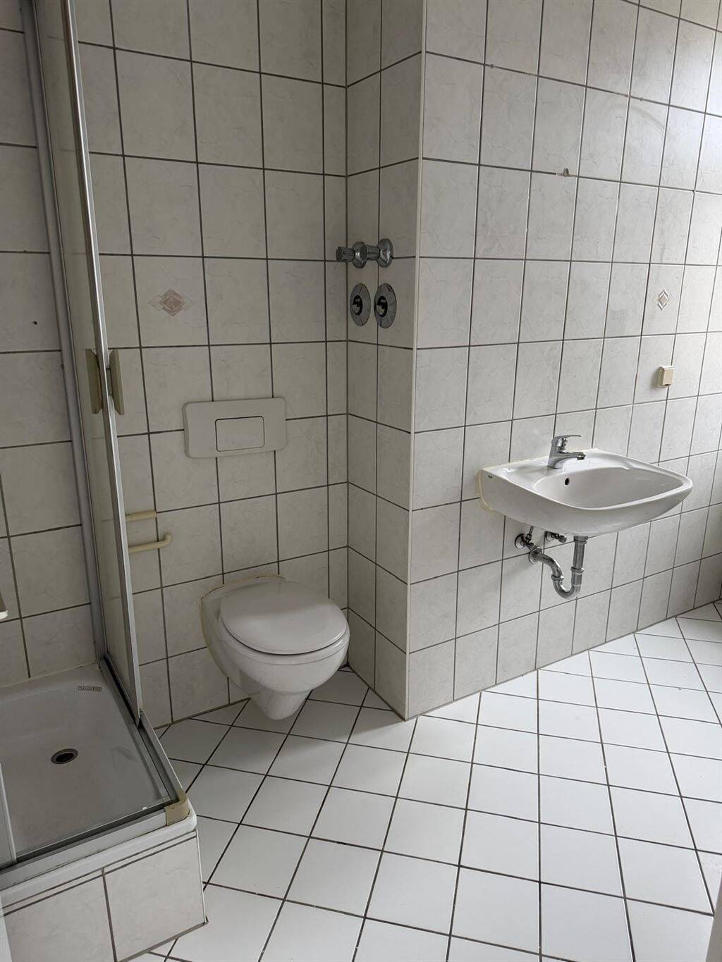 Großzügige 1-Zimmer mit Balkon, Dusche und Laminat in zentraler Lage! – Chemnitz – Vorschaubild 6