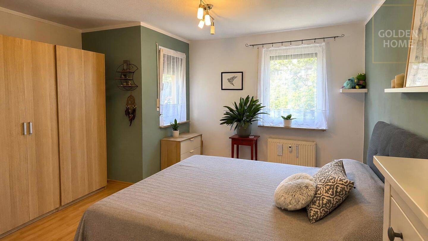 Gepflegte 2-Zimmer-Wohnung mit Balkon, Einbauküche & optionalem Tiefgaragenstellplatz – Nürnberg – Vorschaubild 3