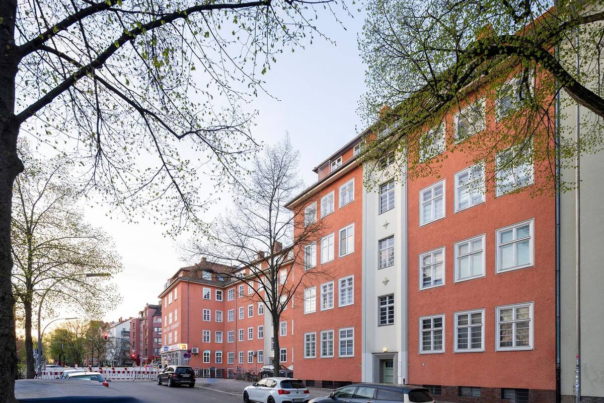 Investment mit Seltenheitswert: Maisonette mit Südbalkon, vermietet, Berlin-Tempelhof! – 12105 Berlin – Bild 1 von 9