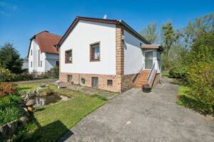 Gemütliches Einfamilienhaus mit Wohnkeller und Garage – 13591 Berlin – Vorschaubild 2