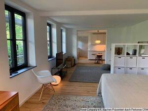 Aachen-City: Stilvoll-schick möbl. 2-Zi-Altbauwhng. mit Terrasse in ruhiger Innenstadtlage – 52062 Aachen – Vorschaubild 8