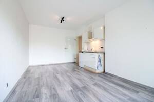 Studierende aufgepasst, sanierte 1 - Zimmerwohnung 15min von der FH Kiel entfernt – 24143 Kiel – Vorschaubild 4