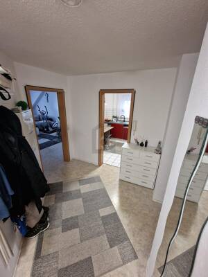 DACHGESCHOSSWOHNUNG MIT CHARME – 74731 Walldürn – Vorschaubild 2