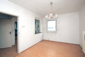 Freistehendes Einfamilienhaus mit großem Grundstück und Entwicklungspotential – 67067 Ludwigshafen am Rhein – Vorschaubild 4
